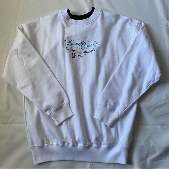 NEW Grandmacore sweatshirt I love my grandkids to the moon and back size medium - Picture 3 of 7